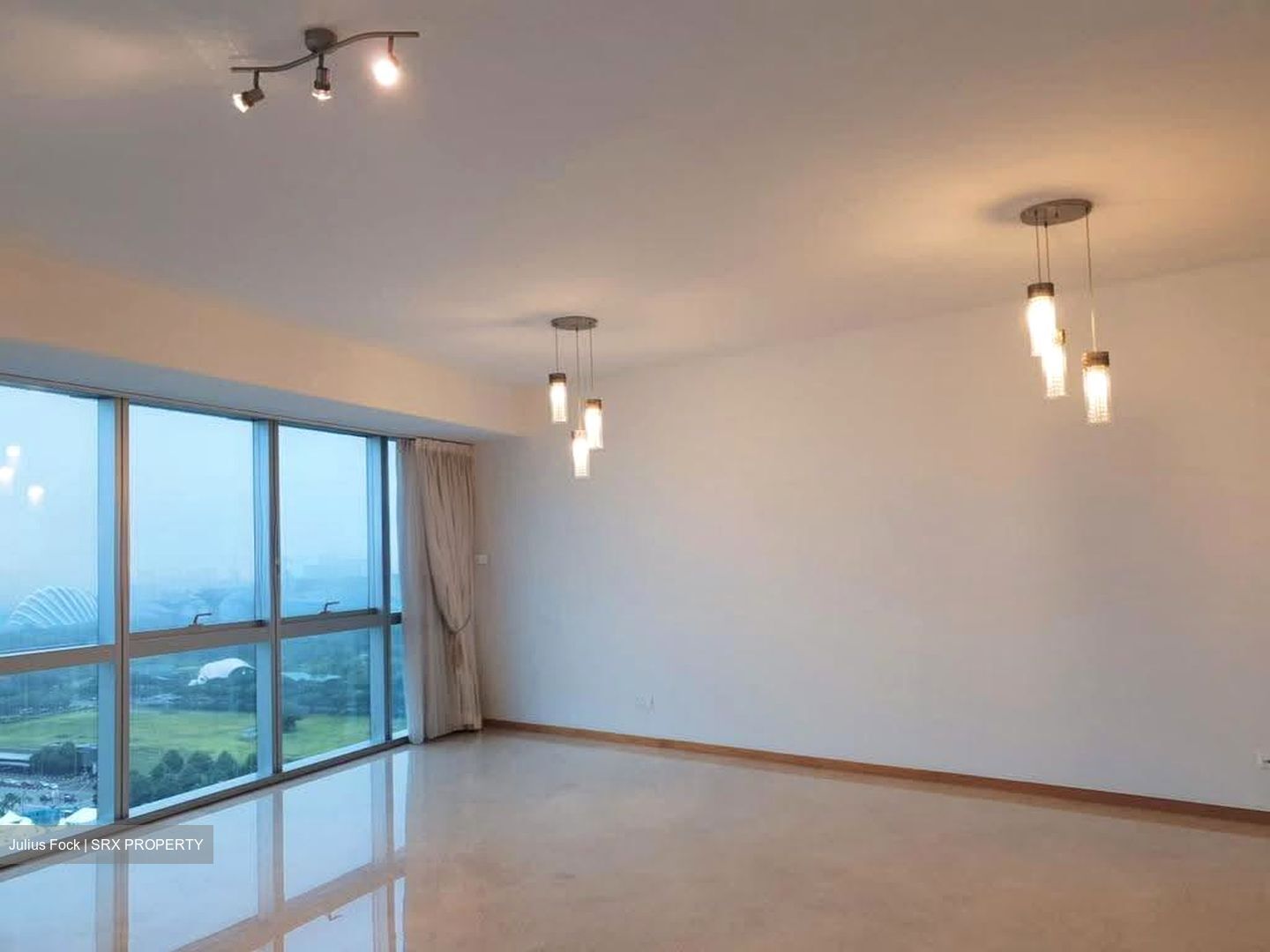 Marina Bay Residences (D1), Condominium #616602001